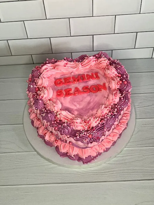 Izzy’s Sweets Boutique Homemade Desserts & Treats Picture 10