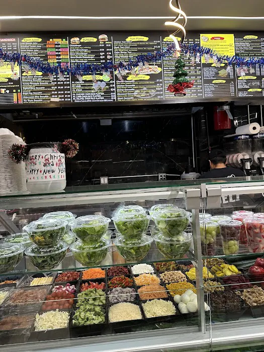 Breukelen Deli Picture 6