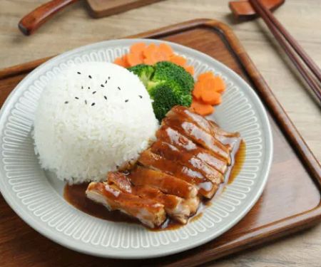 Mikado Crunchy Chicken & Sushi