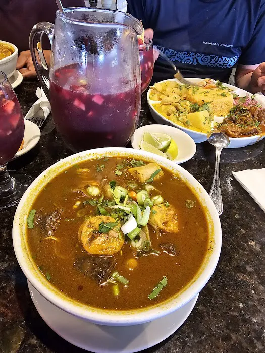 El Nuevo Barzola Restaurant Picture 4