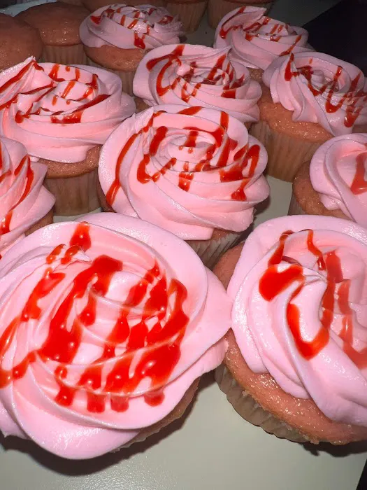 Deja's Cupcake Factory Picture 2