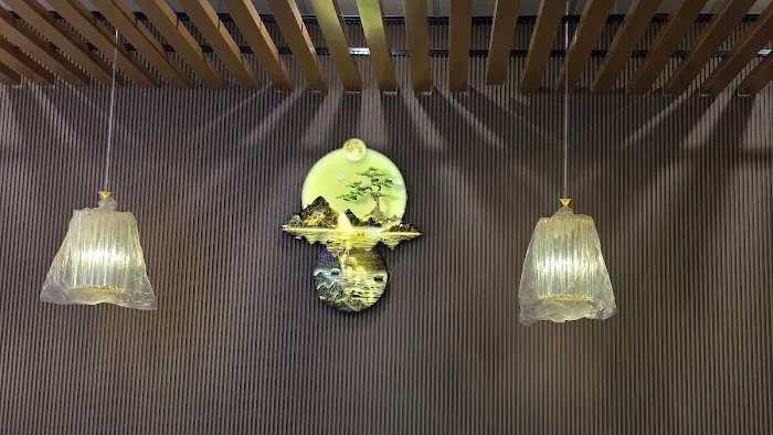 Charcoal Grill & Modern Buffet Picture 9