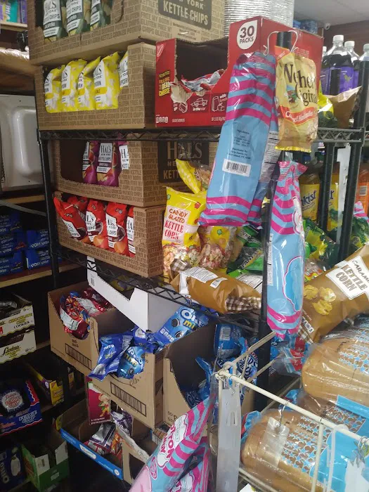 Linden deli & Grocery Picture 6