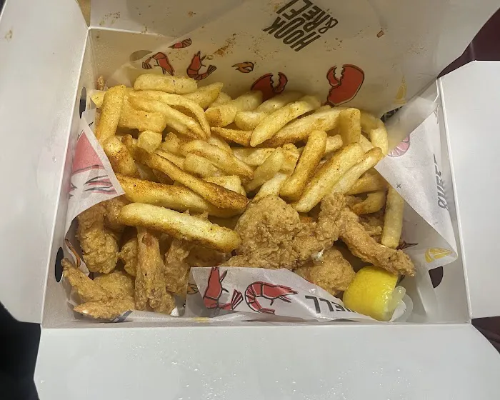 Hook & Reel Cajun Seafood & Bar Picture 8