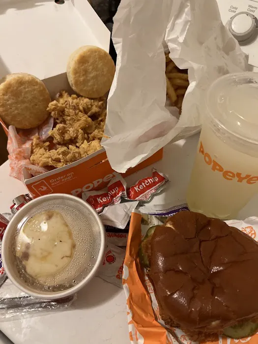Popeyes Louisiana Kitchen Picture 3