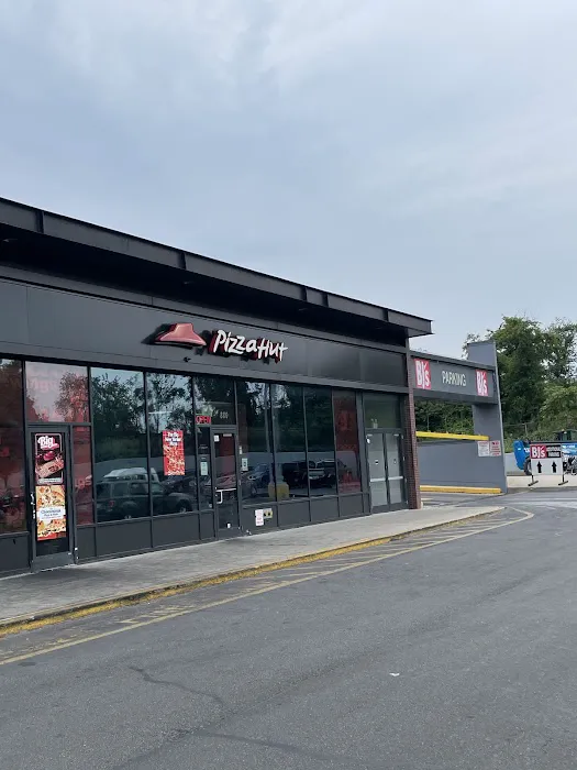 Pizza Hut Picture 3