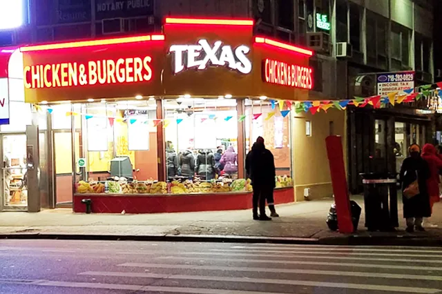 Tex’s Chicken & Burgers Picture 1