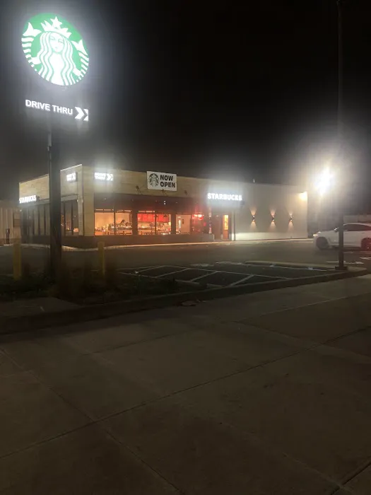 Starbucks Picture 3