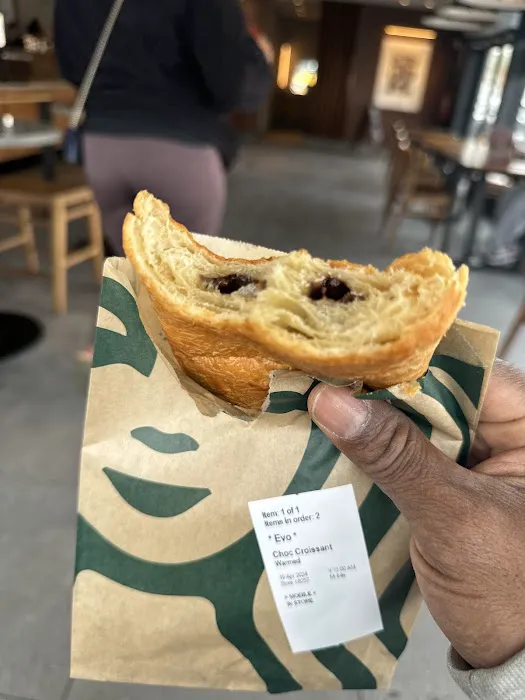 Starbucks Picture 6