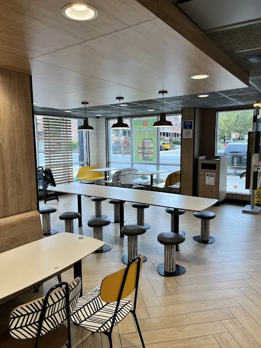 McDonald's Picture 2