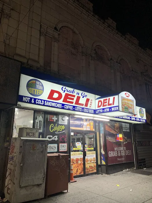 L Gourmet Deli Picture 2