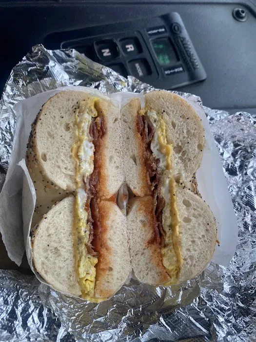 Bogaty Bagel and Coffee Shop Picture 2