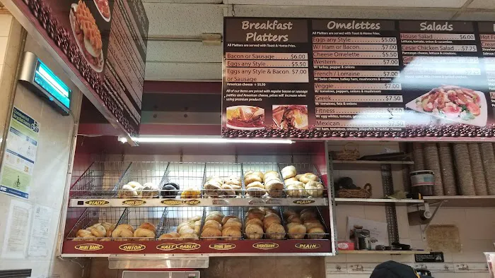 Bogaty Bagel and Coffee Shop Picture 4