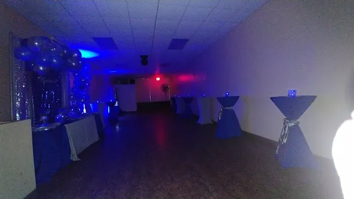 Tj's Social Club Picture 4