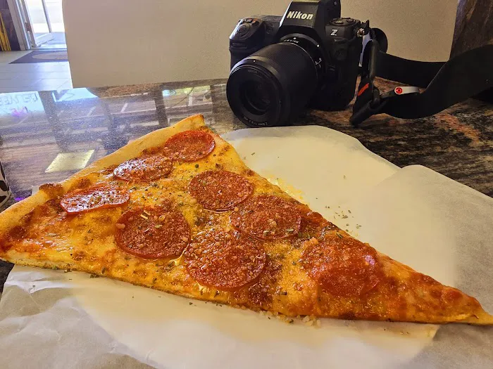 The Original Pizza of Avenue L, INC Picture 9