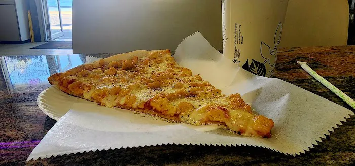 The Original Pizza of Avenue L, INC Picture 6