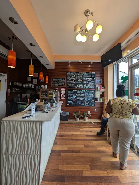 Canarsie Blend Juices Picture 8