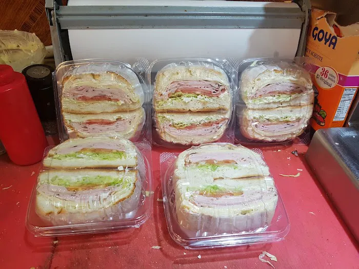 United Deli & Grill Picture 8