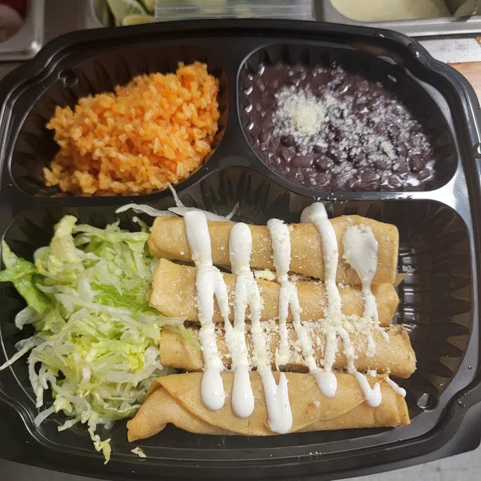 Utica Takeout Picture 7