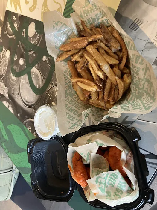 Wingstop Picture 3