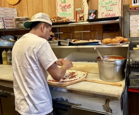 Luigi's Pizza