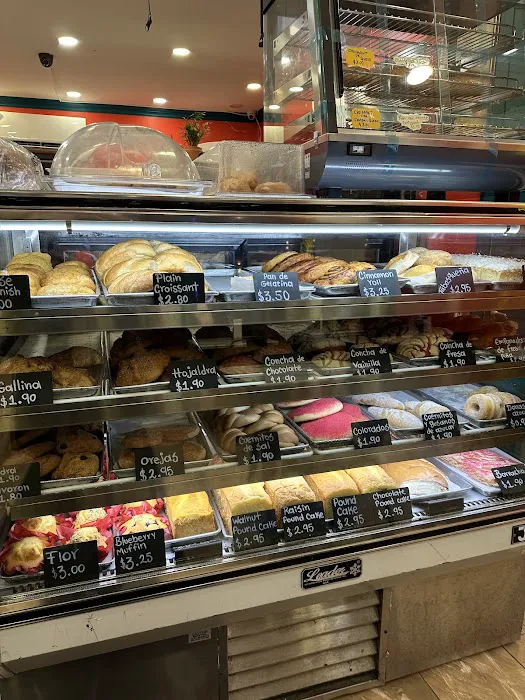 Girasol Taqueria & Bakery Picture 5