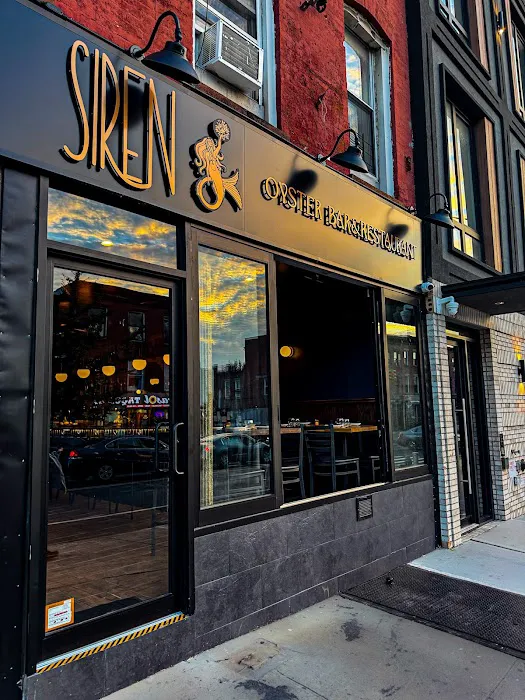 Siren Restaurant & Bar Picture 10
