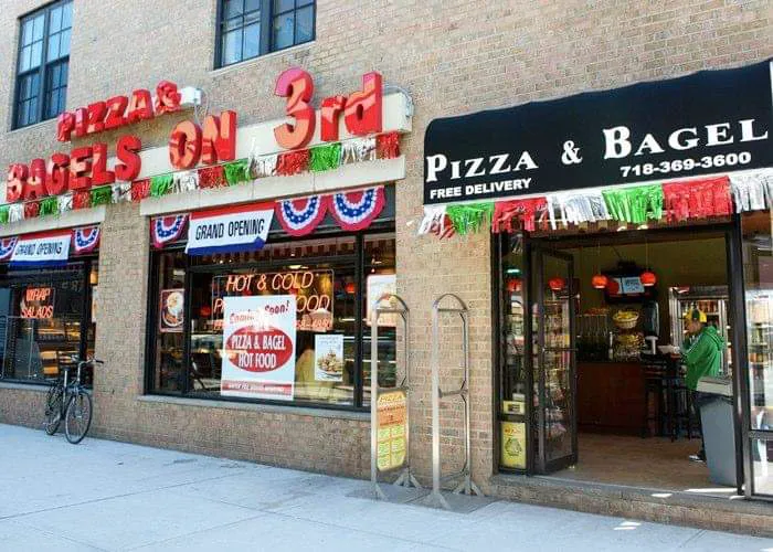 Pizza & Bagels On 3rd Picture 2