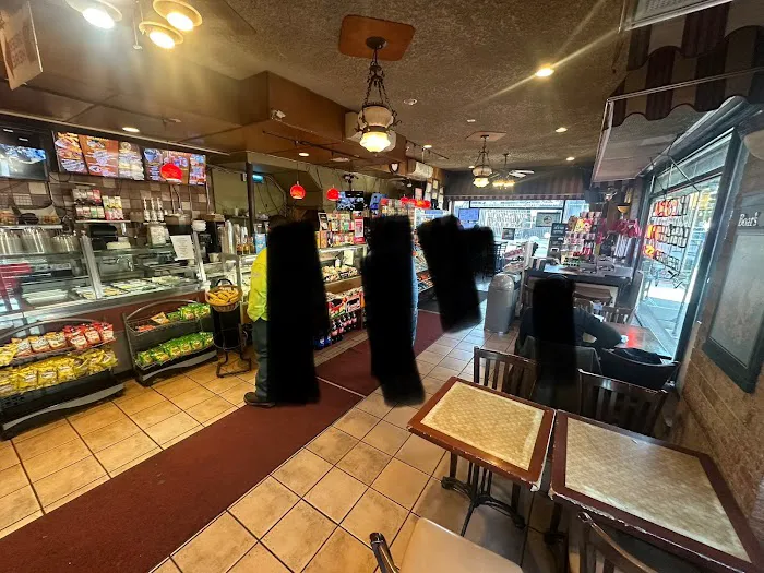 Pizza & Bagels On 3rd Picture 8