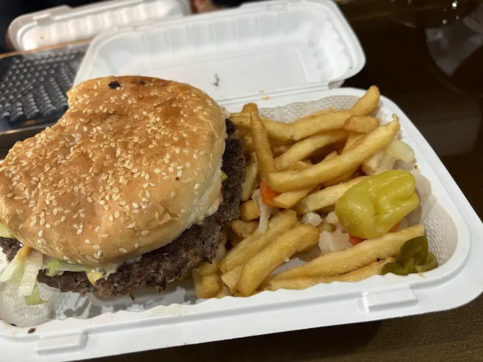 Alnoor Halal Deli Picture 2