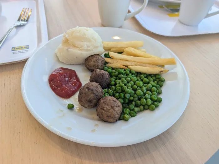 IKEA Restaurant Picture 2