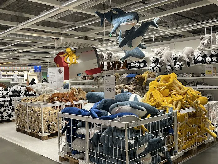 IKEA Restaurant Picture 6