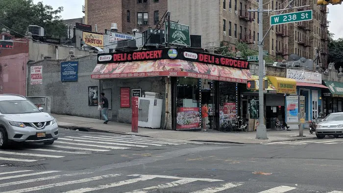Bailey Deli & Grocery Picture 5