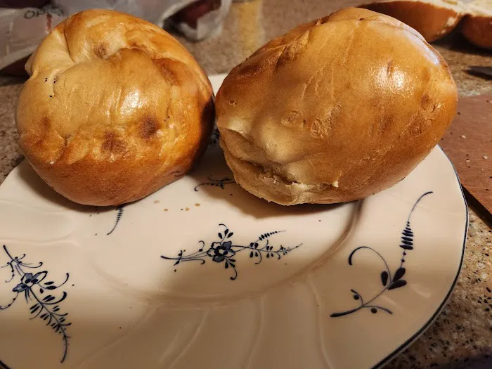Celebrity Hot Bagels & Deli Picture 1