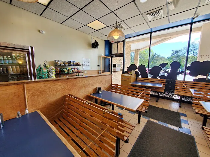 Celebrity Hot Bagels & Deli Picture 7