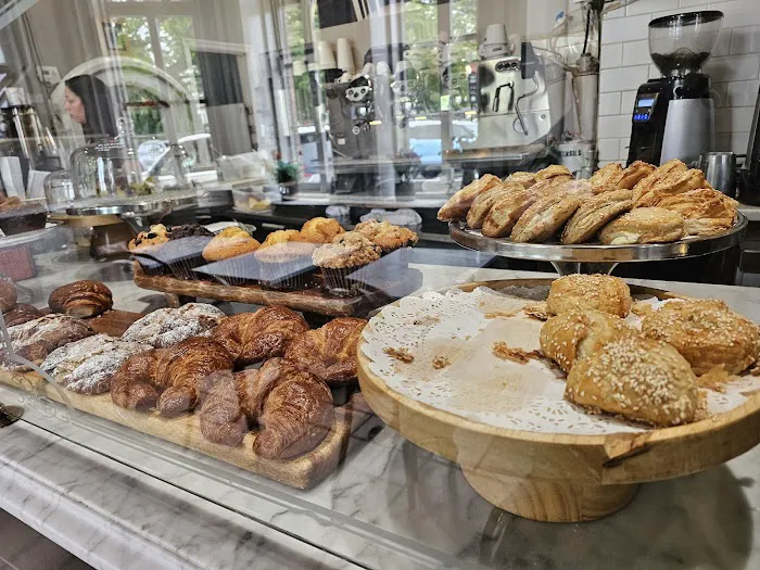 Cafe Angelique Picture 5