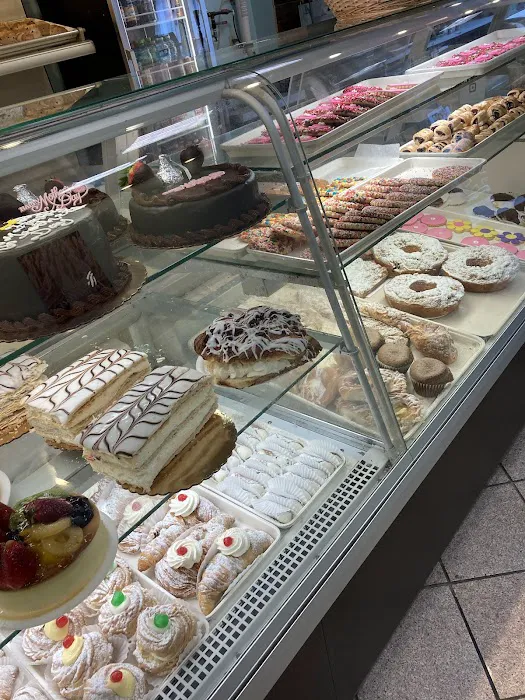 Bread Boutique and Cafe Picture 3