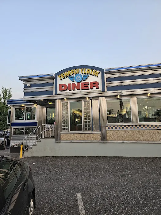 Tenafly Classic Diner Picture 2