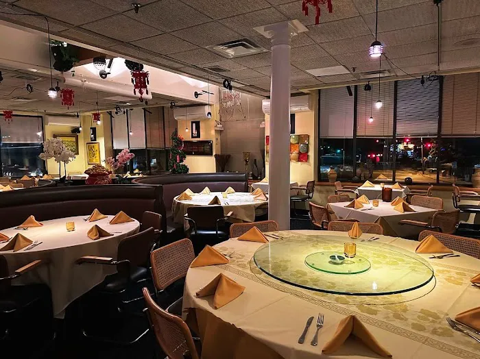 Mr. Wok & Sushi Picture 4