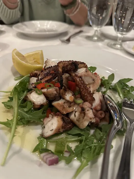 Axia Taverna Picture 1