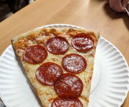 Paulie's Pizza and Wings