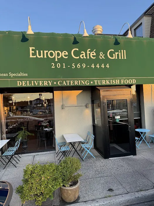 Europe Café & Grill Picture 3