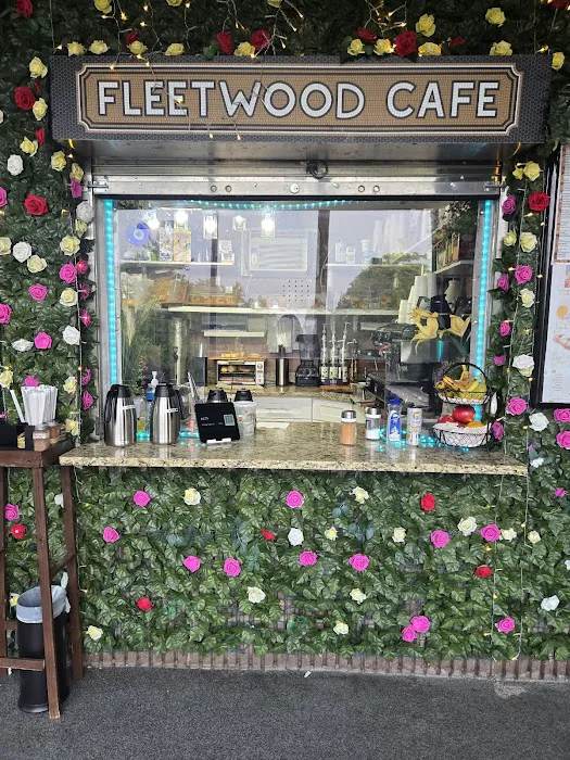 Fleetwood Cafe at Train Station Picture 7