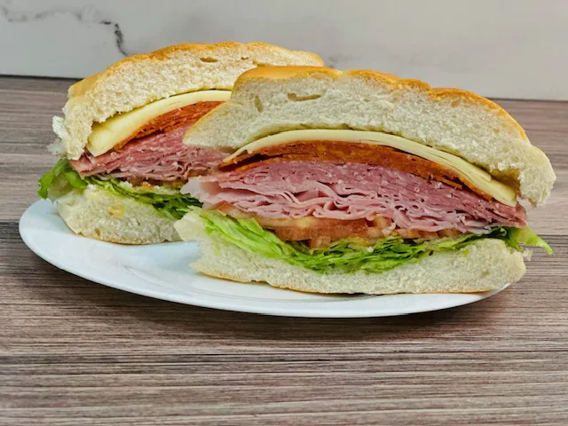 Fleetwood Deli Cafe Picture 2