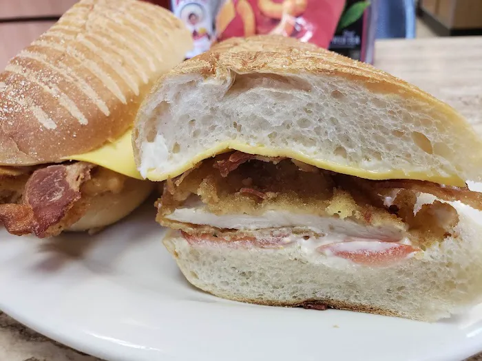 Fleetwood Deli Cafe Picture 4