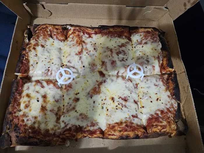 Joe's Fleetwood Pizzeria Picture 1