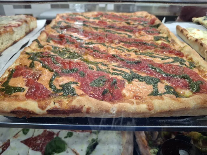 Georgie's Pizza and Restaurant Picture 8