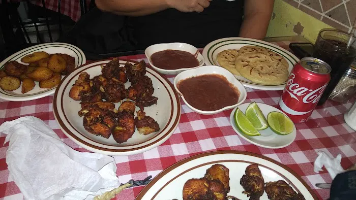 La Cabana Salvadoreña Picture 2
