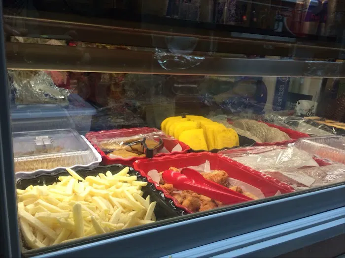 205 Gourmet Deli Picture 3
