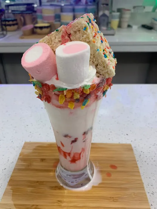 Sweet & Tings Lash Ice cream Juice Bar Picture 9